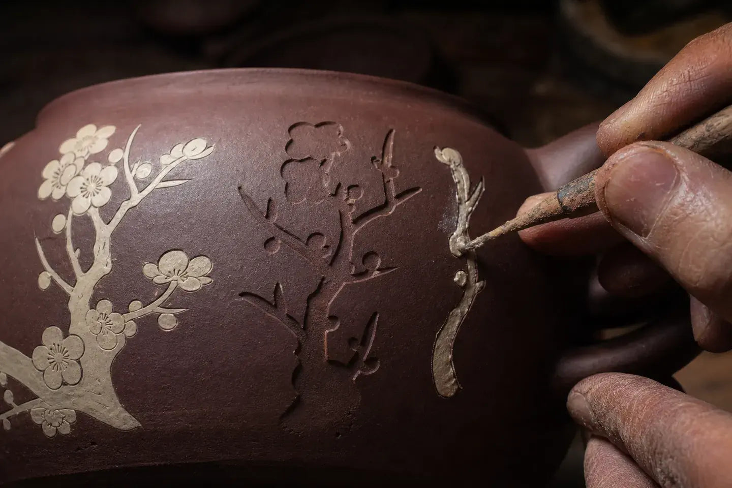 Completed, newly carved and clay-filled Jianshui lines