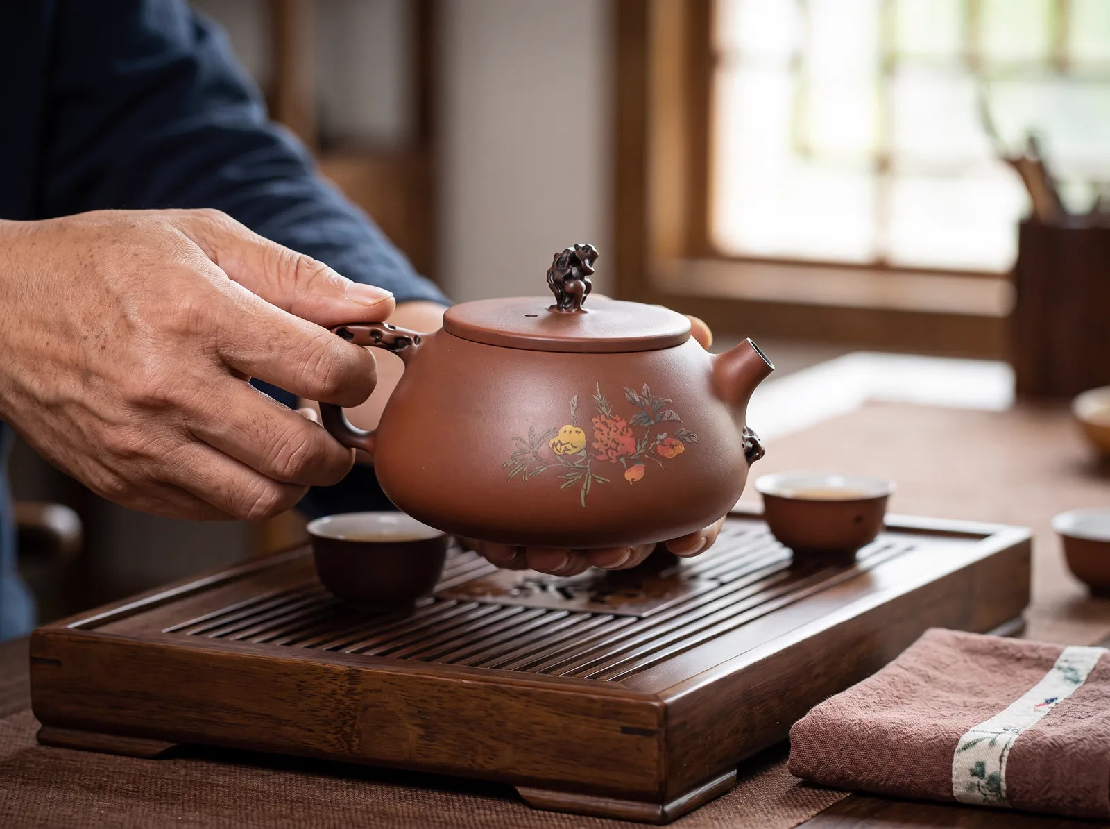 Jianshui – Blossom Stone Spout in the product gallery