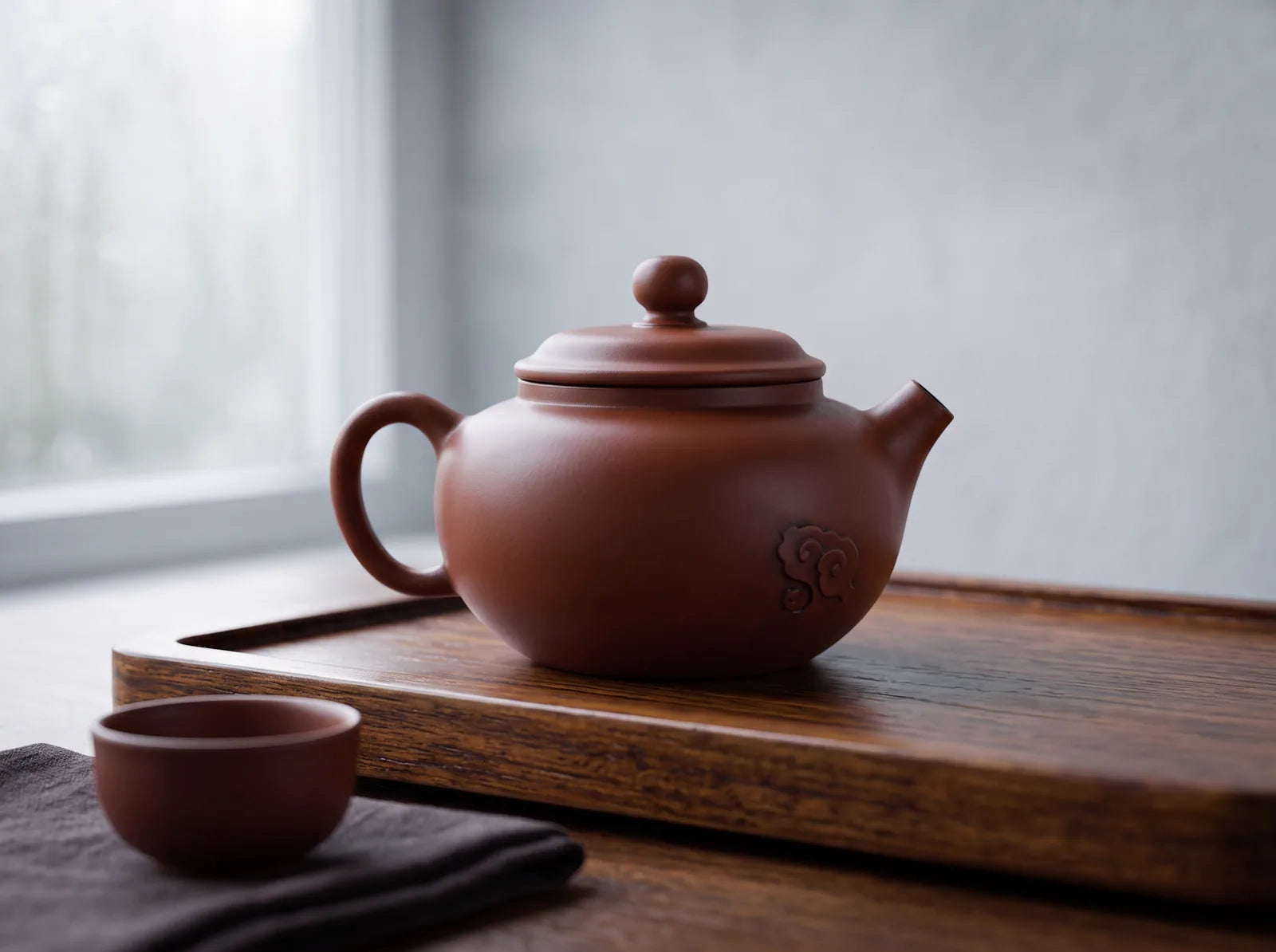 Jianshui – Cloud Grace in an editorial setting