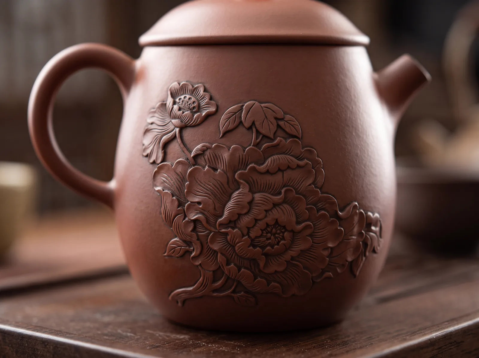 A close view of the surface decoration and clay finish